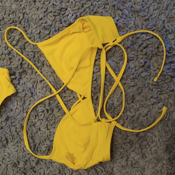 Athleta, Small, 2-piece, yellow bikini - Picture 2 of 6